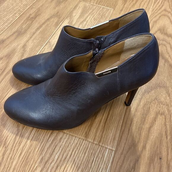 Coach New York Seneca Black High  Heeled Ankle Booties Side Zipper (Size 7.5B) - Picture 4 of 10